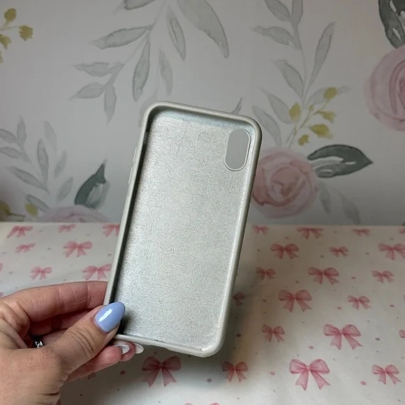 Hirsh & Timber IPhone case - Picture 2 of 2